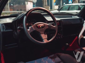 Peugeot 106 Rallye (1994) Wnętrze