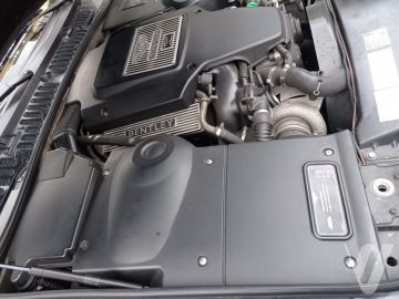 Bentley Arnage (2000) Details