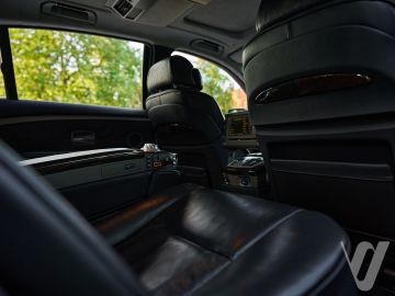 BMW Seria 7 (2003) Wnętrze