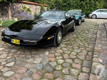 Chevrolet Corvette (1987) Zdjęcia z zewnątrz