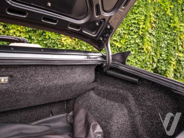 Saab 900 (1993) Wnętrze