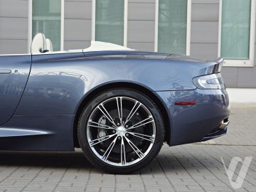 Aston Martin DB9 (2013) Detale