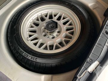 BMW Seria 8 (1991) Details