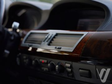 BMW Seria 7 (2003) Wnętrze