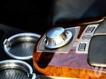 BMW Seria 7 (2003) Wnętrze