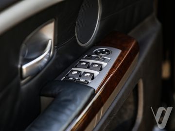 BMW Seria 7 (2003) Wnętrze