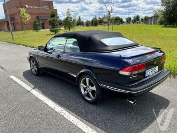 Saab 900 (1997) Zdjęcia z zewnątrz