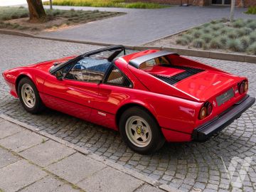 Ferrari 308 (1982) Outside