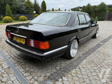 Mercedes-Benz SEL (1990) Zdjęcia z zewnątrz