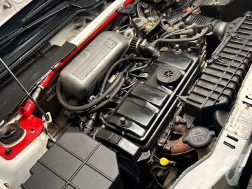 Peugeot 106 Rallye (1994) Detale