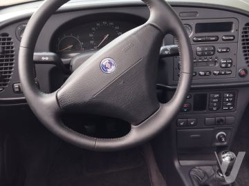 Saab 900 (1997) Wnętrze