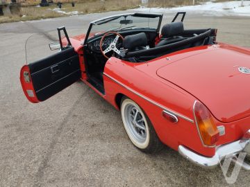 MG MGB (1972) Zdjęcia z zewnątrz