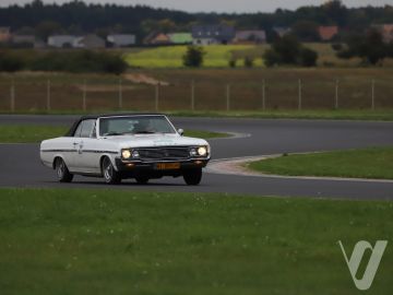 Buick Skylark (1964) Outside