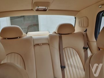 Bentley Arnage (2000) Inside