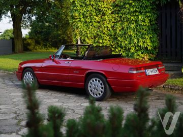Alfa Romeo Spider (1991) Zdjęcia z zewnątrz