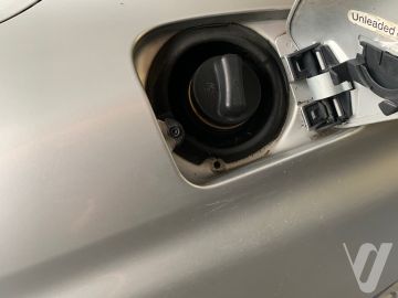 BMW Seria 8 (1991) Details