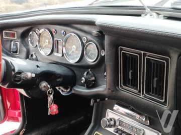 MG MGB (1972) Wnętrze