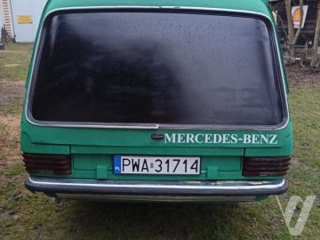 Mercedes-Benz W123 (1981) Outside