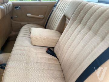 Mercedes-Benz W123 (1982) Wnętrze