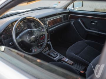 Audi Coupe (1994) Inside