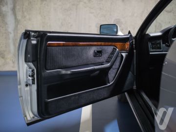Audi Coupe (1994) Inside