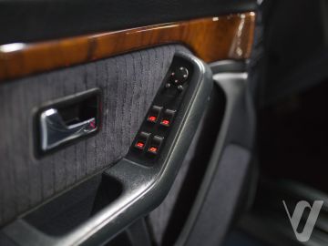 Audi Coupe (1994) Inside
