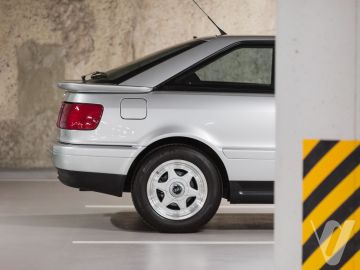 Audi Coupe (1994) Outside