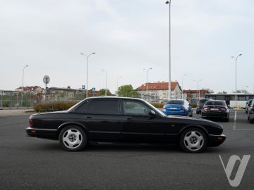 Jaguar XJ (1997) Zdjęcia z zewnątrz