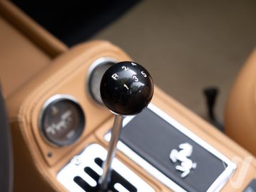 Ferrari 308 (1982) Inside