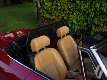 Alfa Romeo Spider (1991) Wnętrze