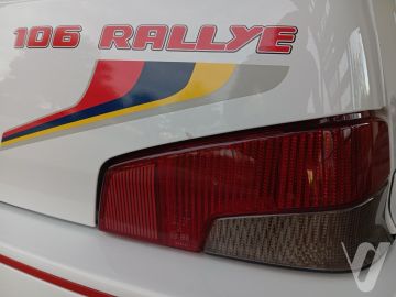 Peugeot 106 Rallye (1994) Zdjęcia z zewnątrz