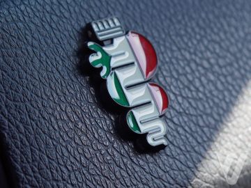 Alfa Romeo 155 (1996) Details