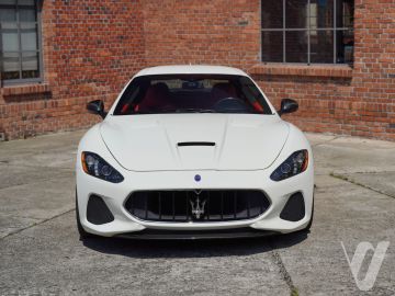 Maserati GranTurismo (2018) Zdjęcia z zewnątrz