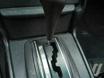 Mercedes-Benz W123 (1981) Inside