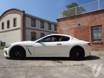 Maserati GranTurismo (2018) Zdjęcia z zewnątrz