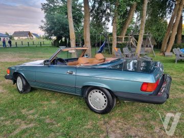 Mercedes-Benz SL (1988) Zdjęcia z zewnątrz