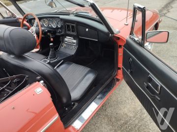 MG MGB (1972) Wnętrze