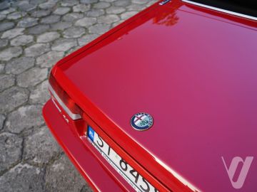 Alfa Romeo Spider (1991) Zdjęcia z zewnątrz