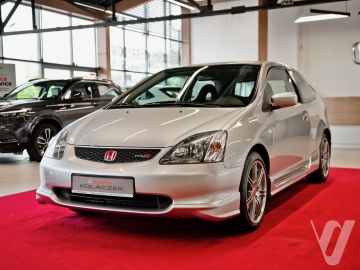 Honda Civic (2004) Outside