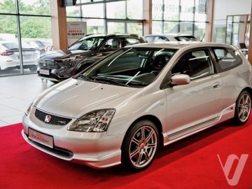 Honda Civic (2004) Outside