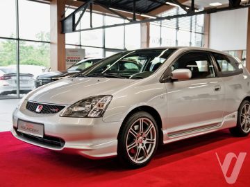 Honda Civic (2004) Outside