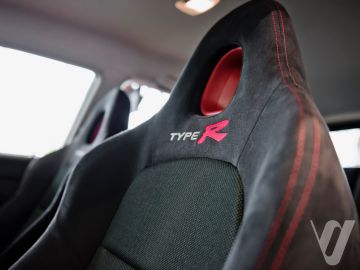 Honda Civic (2004) Inside