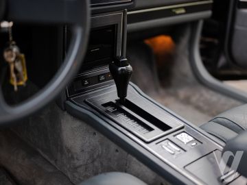 Buick Reatta (1989) Wnętrze