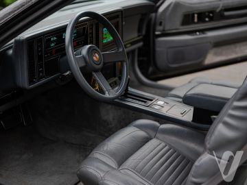 Buick Reatta (1989) Wnętrze