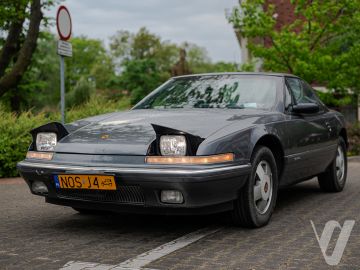 Buick Reatta (1989) Zdjęcia z zewnątrz