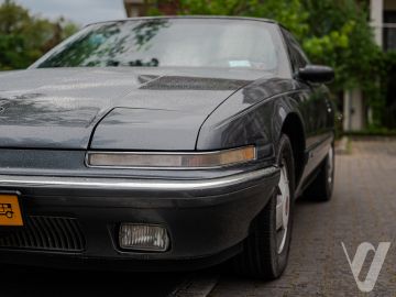 Buick Reatta (1989) Zdjęcia z zewnątrz