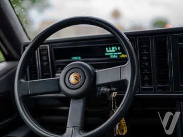 Buick Reatta (1989) Wnętrze