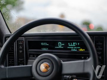 Buick Reatta (1989) Wnętrze
