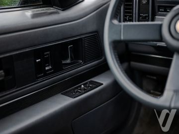 Buick Reatta (1989) Wnętrze