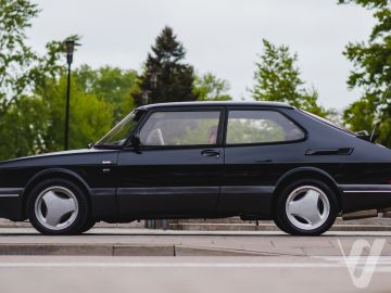 Saab 900 (1990) Zdjęcia z zewnątrz